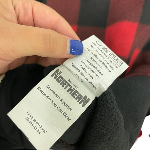 Northern Souvenirs Unisex Red Black Checkered Zip Up Canada Fleece Jacket Size L - Picture 10 of 13
